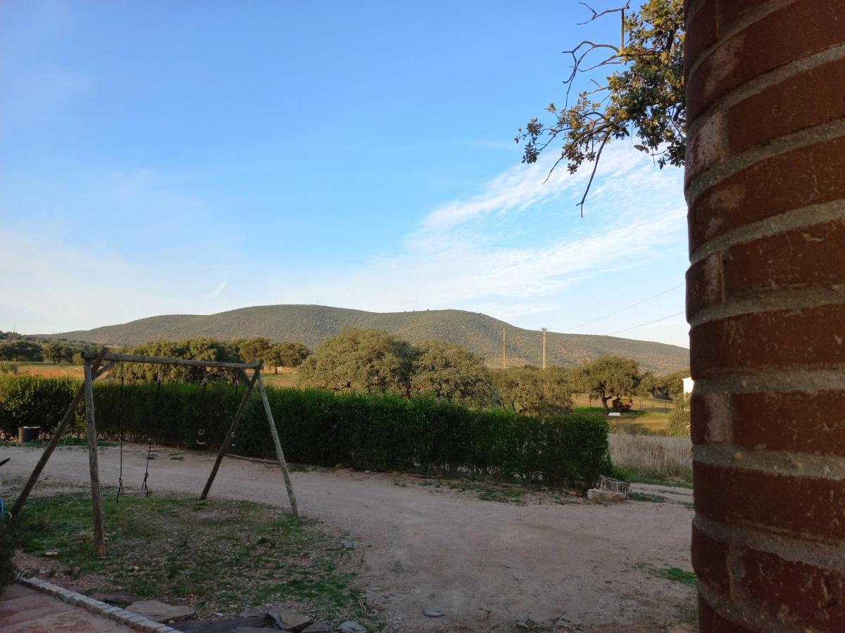 Aproveite O Sabor Do Alentejo Villa Vila Verde de Ficalho Exterior photo